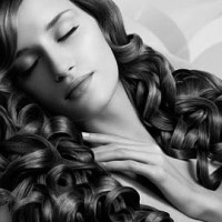 Cuidados del cabello rizado